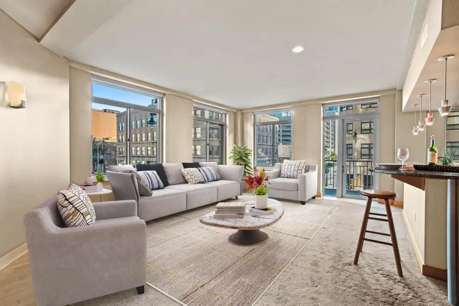 741 N Milwaukee St, Milwaukee, WI 53202 - #2