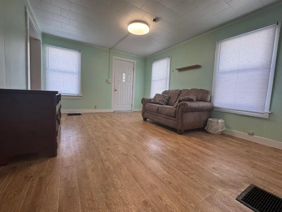 334 Sibley St, Fond Du Lac, WI 54935 - #3