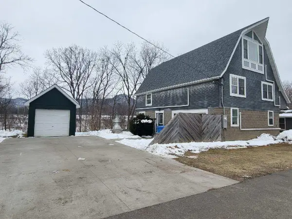 570 Main St, Dakota, MN 55925