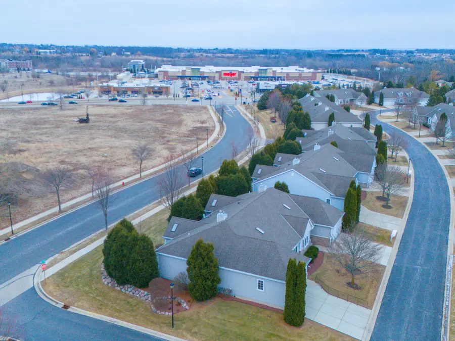 2396 Caribou Ln, Grafton, WI 53024 - #3