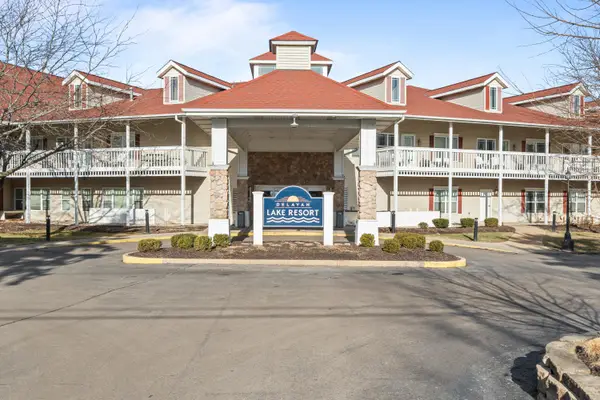 1505 S Shore Dr, Delavan, WI 53115