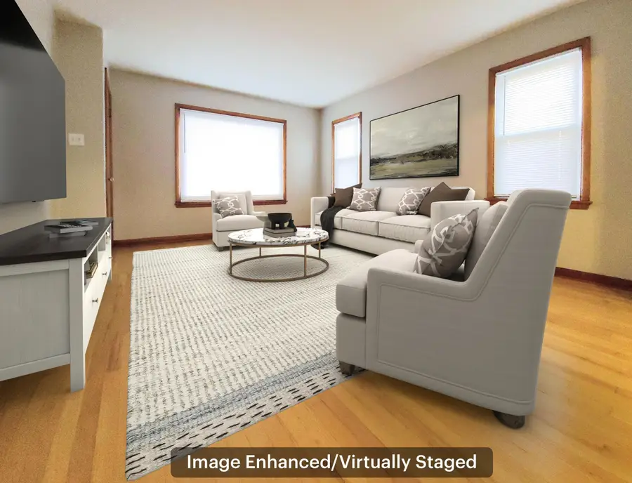 8525 W Lisbon Ave, Milwaukee, WI 53222 - #3