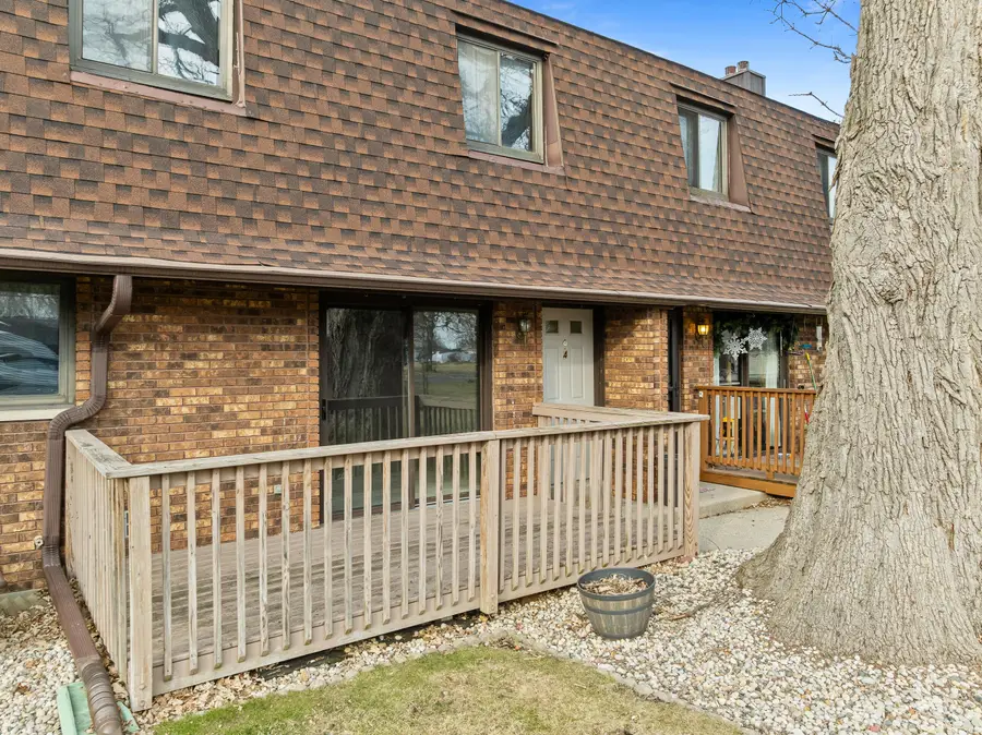 620 Bowers Blvd, Delavan, WI 53115 - #2