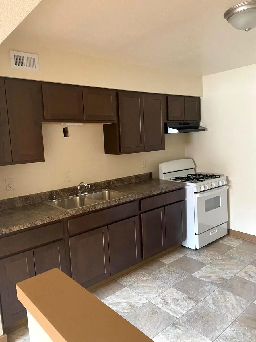 7825 W Hampton Ave, Milwaukee, WI 53218 - #3