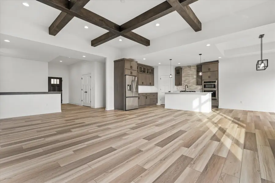 N66W20955 Sweet Clover Dr, Menomonee Falls, WI 53051 - #2