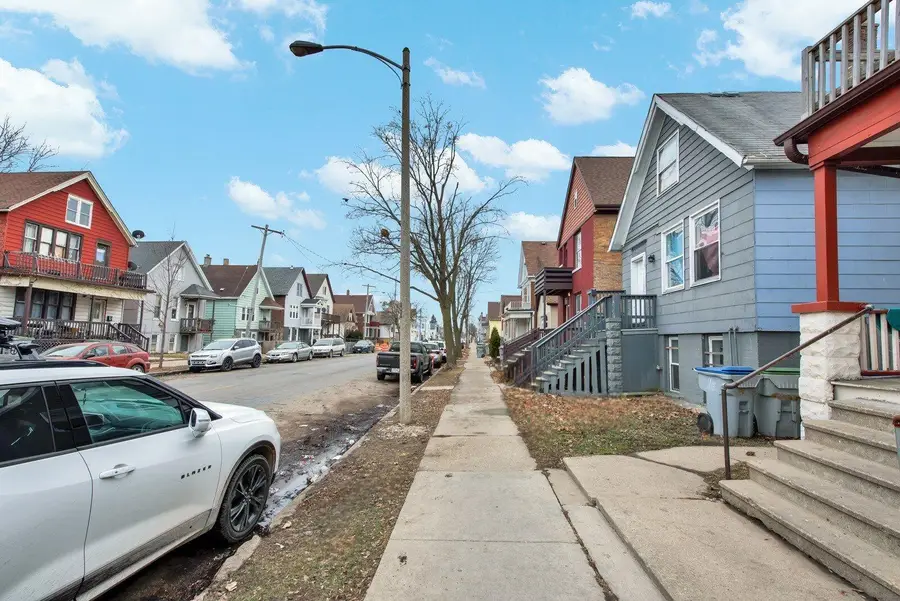 2029 S 16th St, Milwaukee, WI 53204 - #3