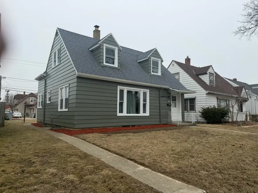 3525 S 19th St, Milwaukee, WI 53221 - #2