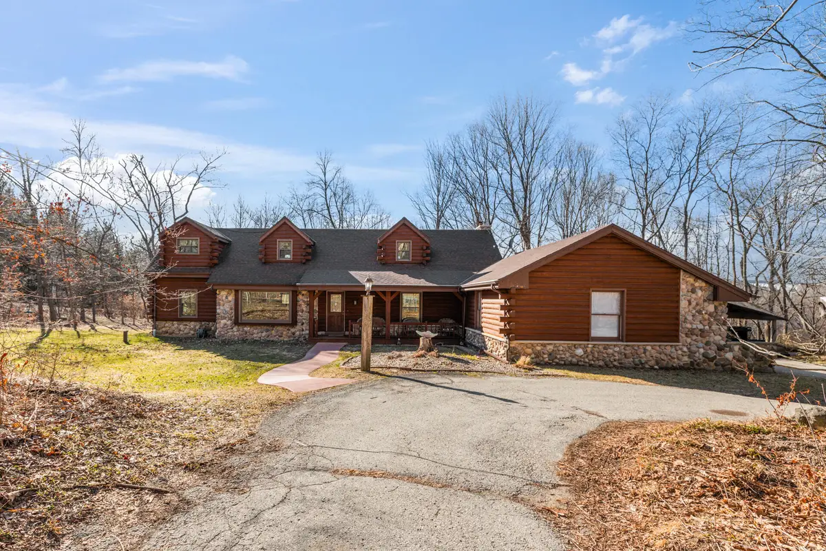 1311 Emerald Dr, Erin, WI 53027 - #1