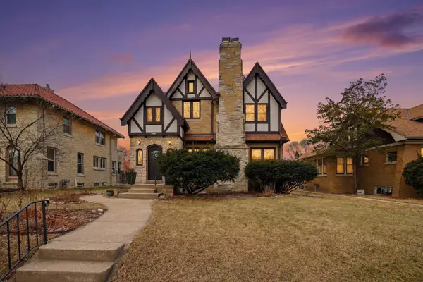 3237 N 51st Blvd, Milwaukee, WI 53216