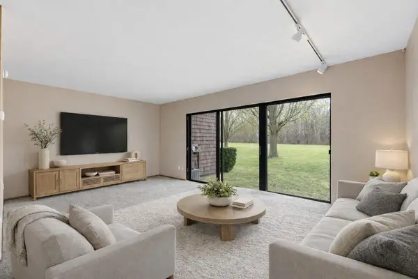 9156 N 70th St, Milwaukee, WI 53223