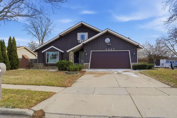 3227 14th Pl, Kenosha, WI 53144