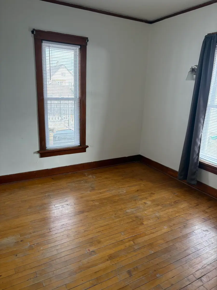 417 N 5th St, Manitowoc, WI 54220 - #3