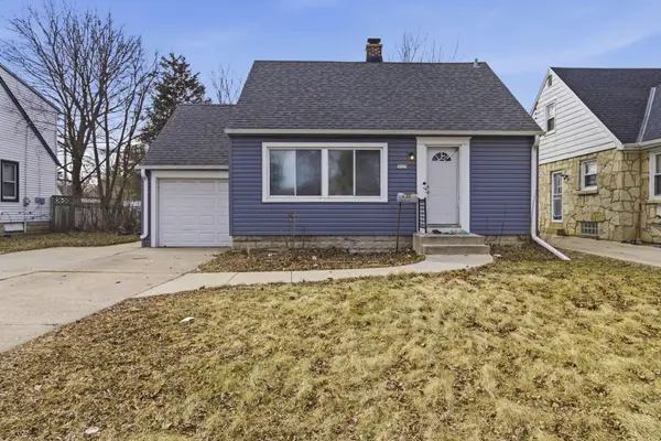 5525 N 52nd St, Milwaukee, WI 53218