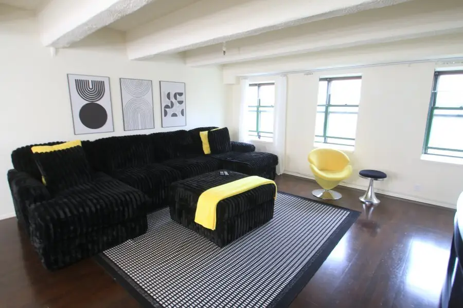 270 E Highland Ave, Milwaukee, WI 53202 - #1