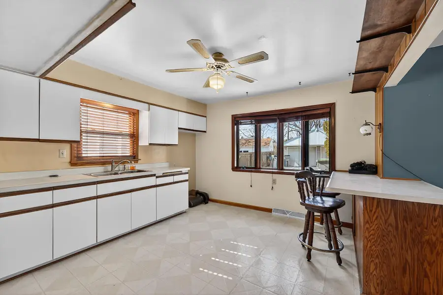 4785 S 14th St, Milwaukee, WI 53221 - #2