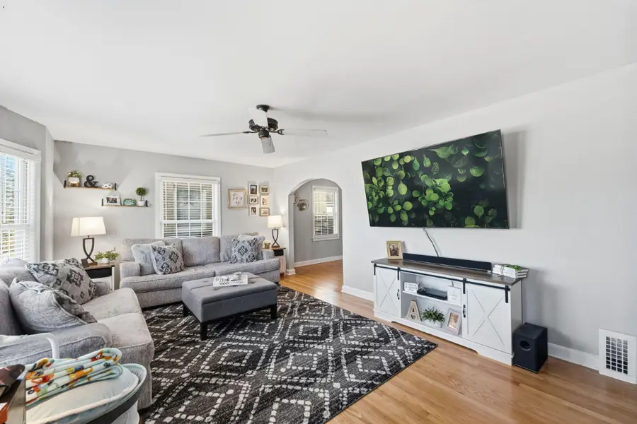 170 S 80th St, Milwaukee, WI 53214 - #3