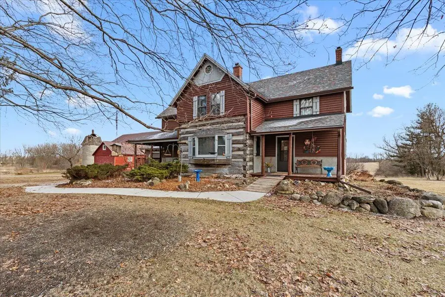 2666 Jackson Dr, Jackson, WI 53037 - #3