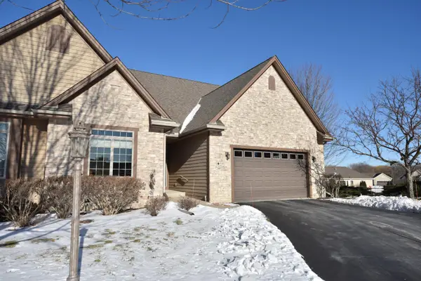 N115W17846 Sawgrass Ct, Germantown, WI 53022