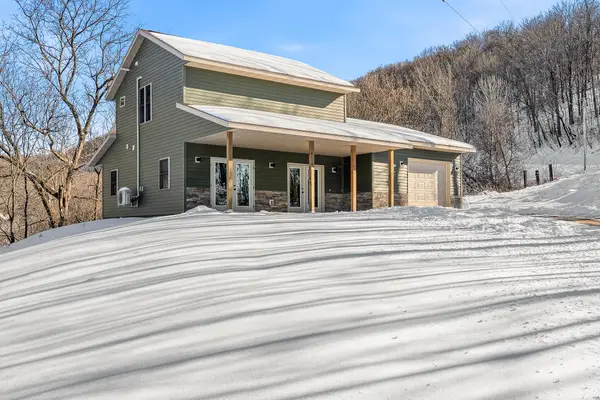 30710 Oakland Rd, Portland, WI 54619