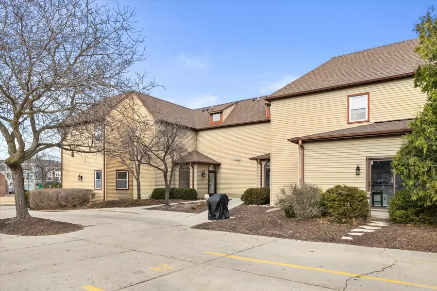 100 Main St, Pewaukee, WI 53072 - #3