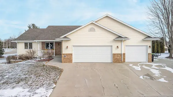 420 Fieldstone Ct, Kiel, WI 53042