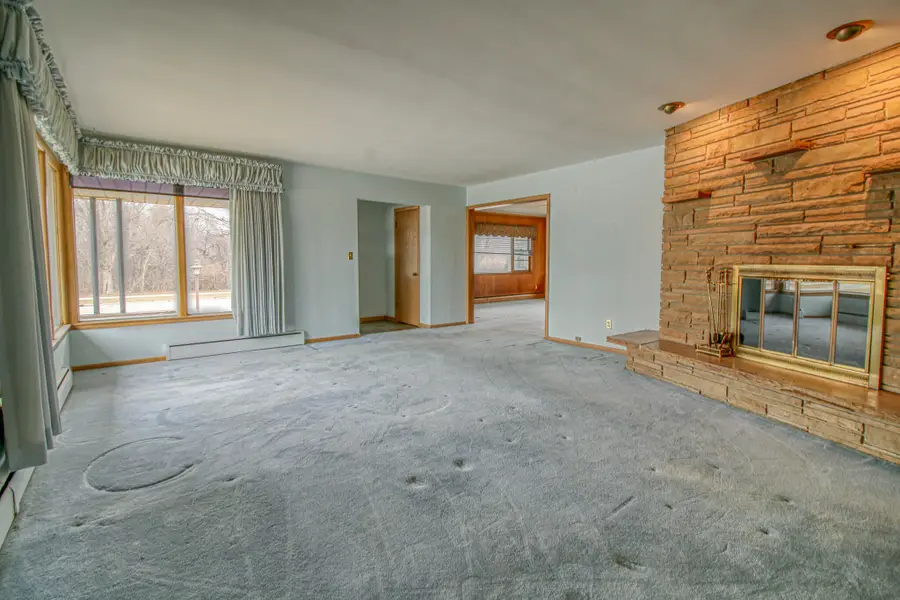 1000 17th Ave, South Milwaukee, WI 53172 - #3