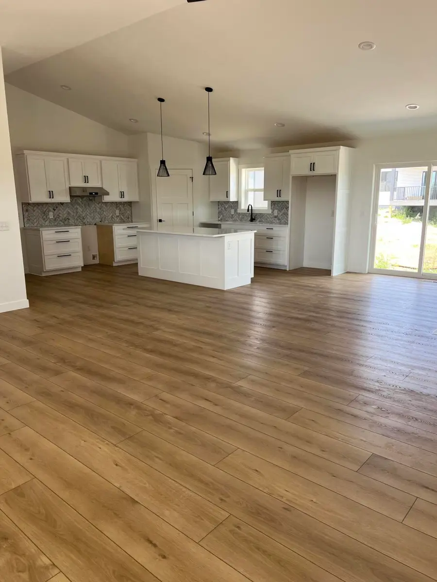 1361 Annapolis Dr, Holmen, WI 54636 - #3