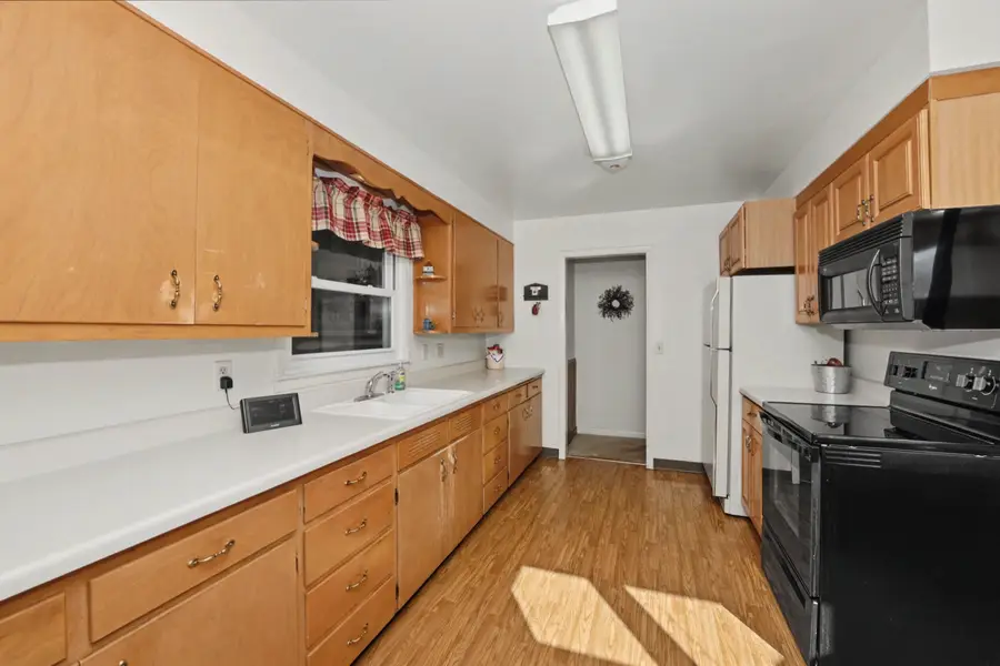 N4593 County Rd P, Darien, WI 53115 - #2