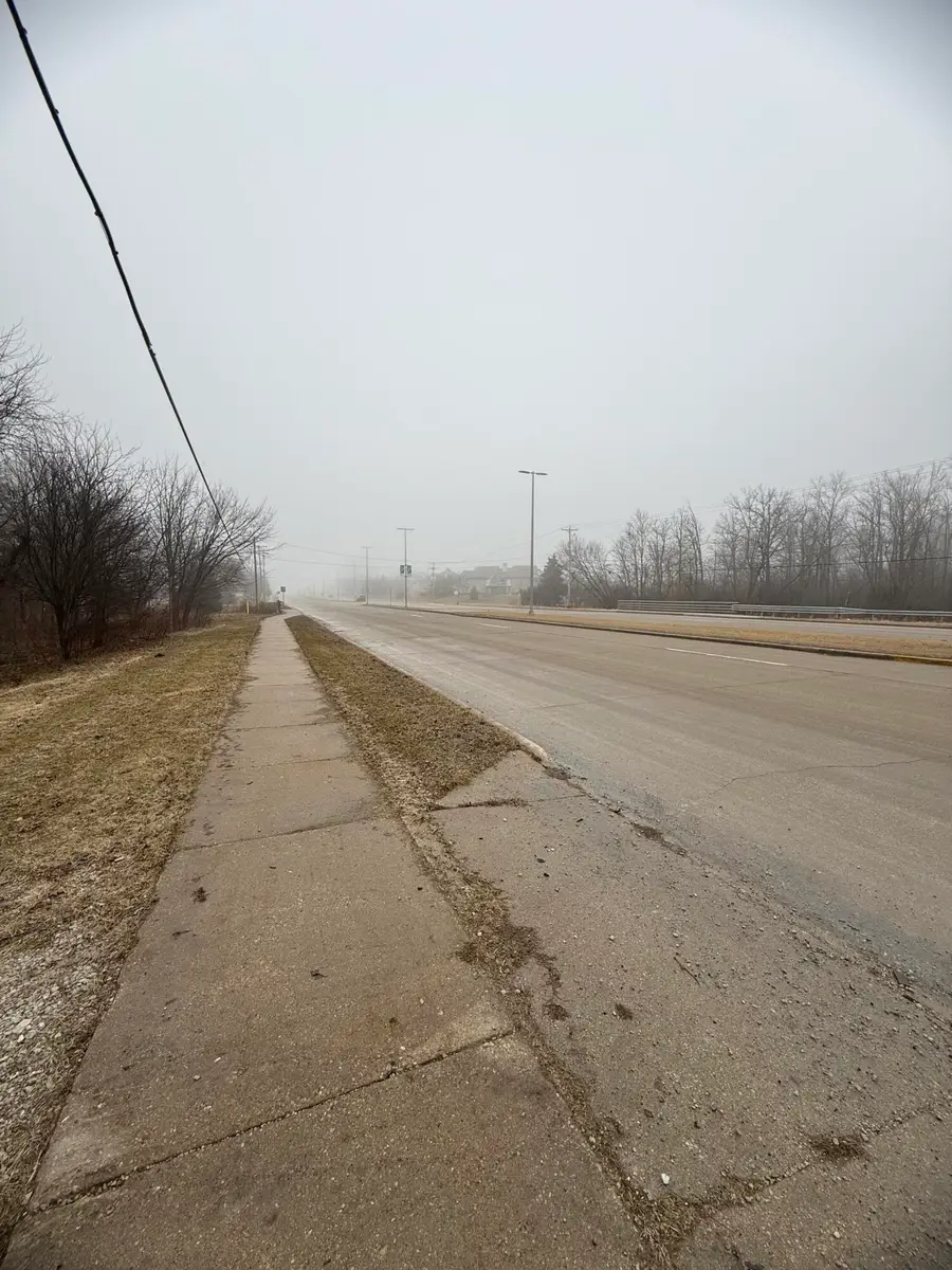 3341 W Rawson Ave, Franklin, WI 53132 - #3