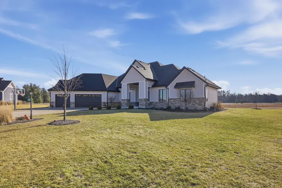 3082 Monona Ct, Summit, WI 53066 - #3