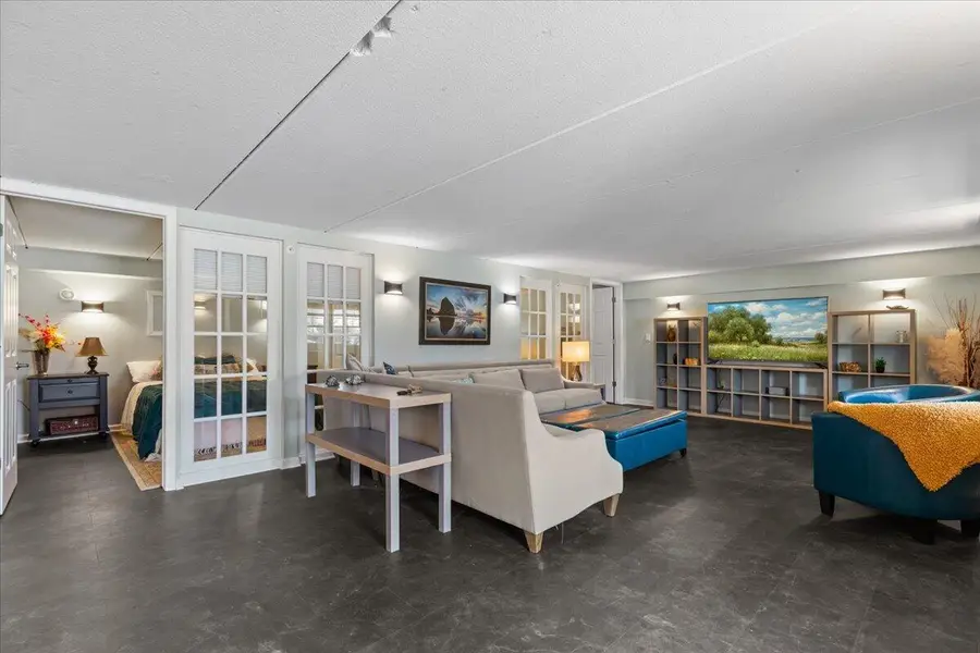 921 W Kettle Moraine Ln, Osceola, WI 53010 - #3