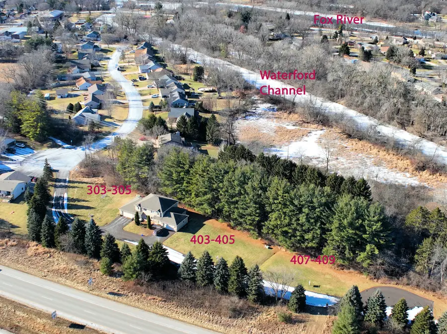403 Trail Of Pines Ln, Rochester, WI 53105 - #2