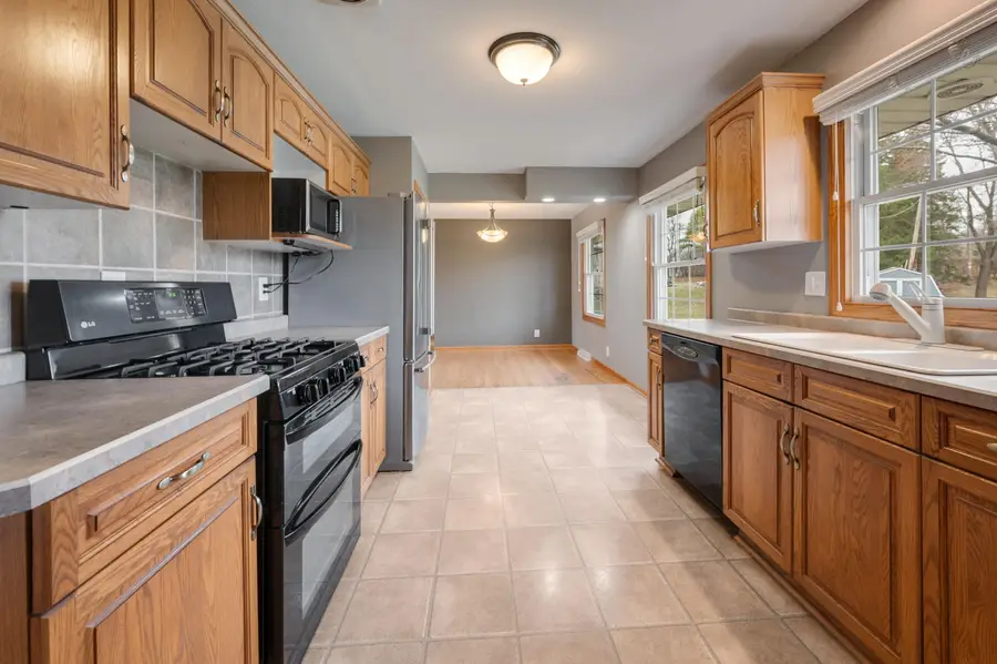 3355 S El Sirroco Dr, New Berlin, WI 53151 - #3