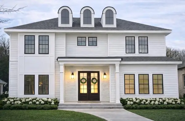 4840 N Larkin St, Whitefish Bay, WI 53217