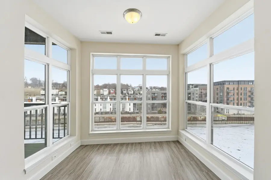 1905 N Water St, Milwaukee, WI 53202 - #2