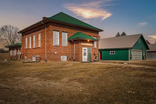 28049 County Highway X, Portland, WI 54619