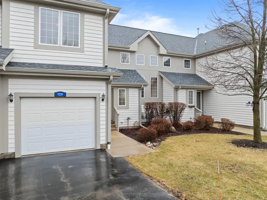 1731 Woodland Cir, Geneva, WI 53147 - #2