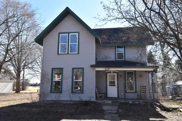 533 E Main St, Eagle, WI 53119