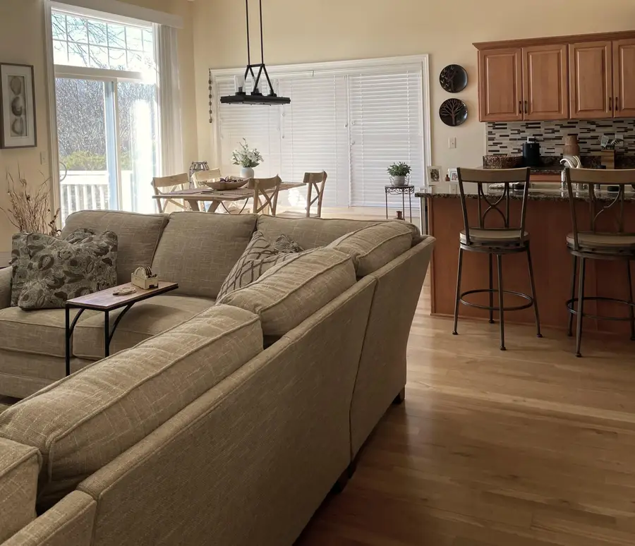 841 Eagleton Dr, Geneva, WI 53147 - #3