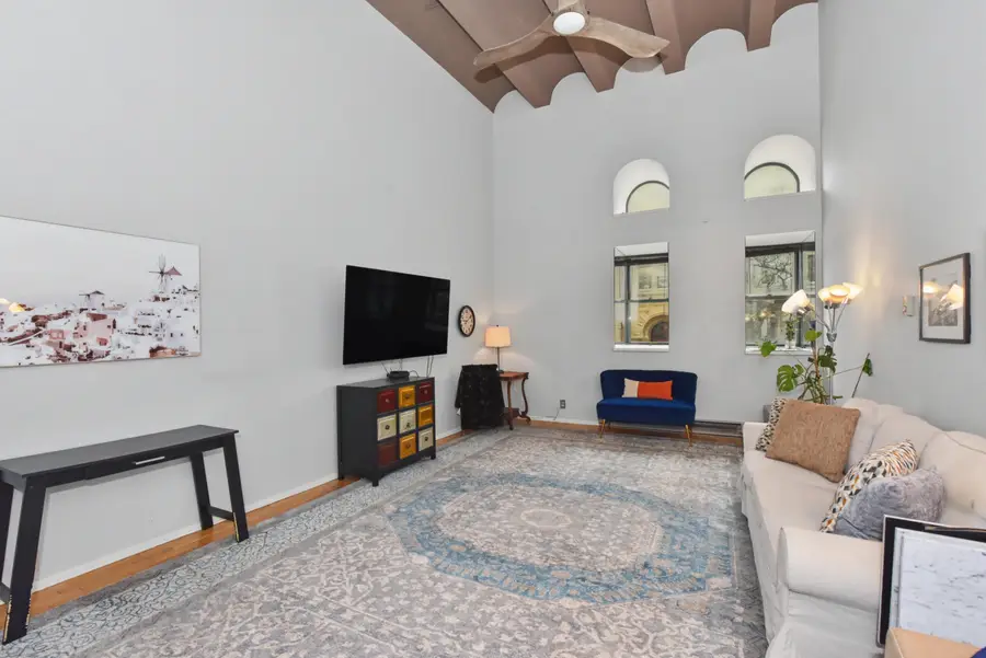 270 E Highland Ave, Milwaukee, WI 53202 - #3