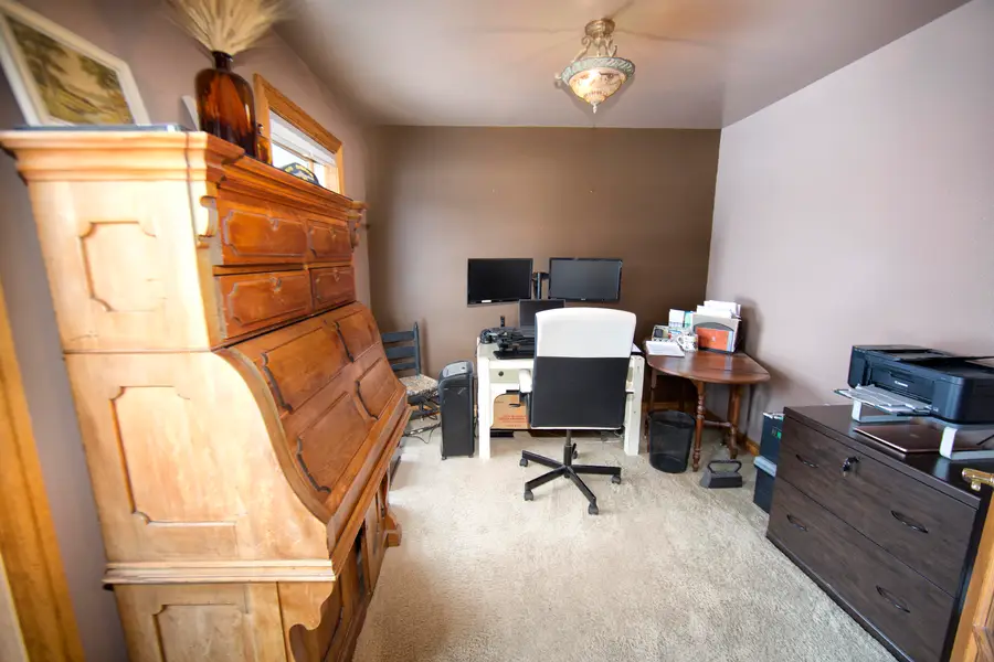 W4087 Parkview Ct, Saint Peter, WI 54937 - #3