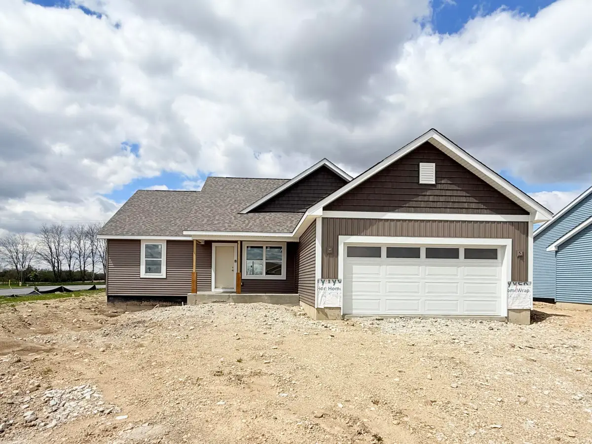 220 Linden Ln, Delavan, WI 53115 - #1
