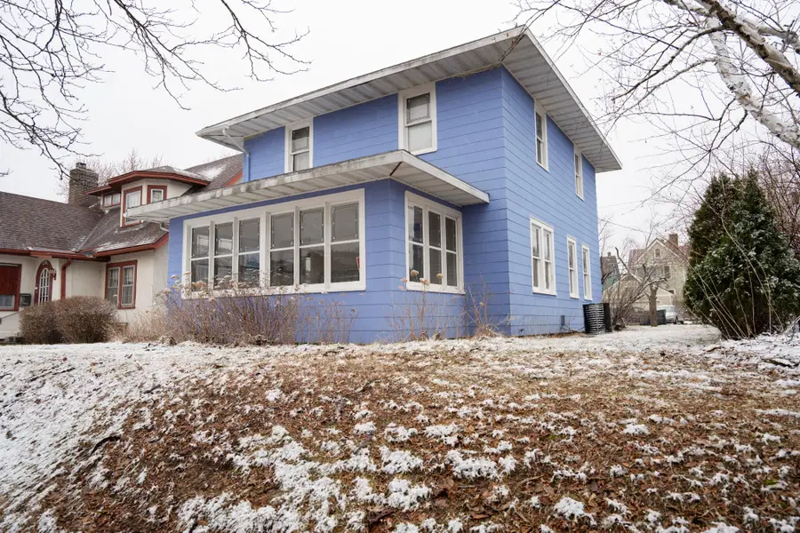 2014 State St, La Crosse, WI 54601 - #2