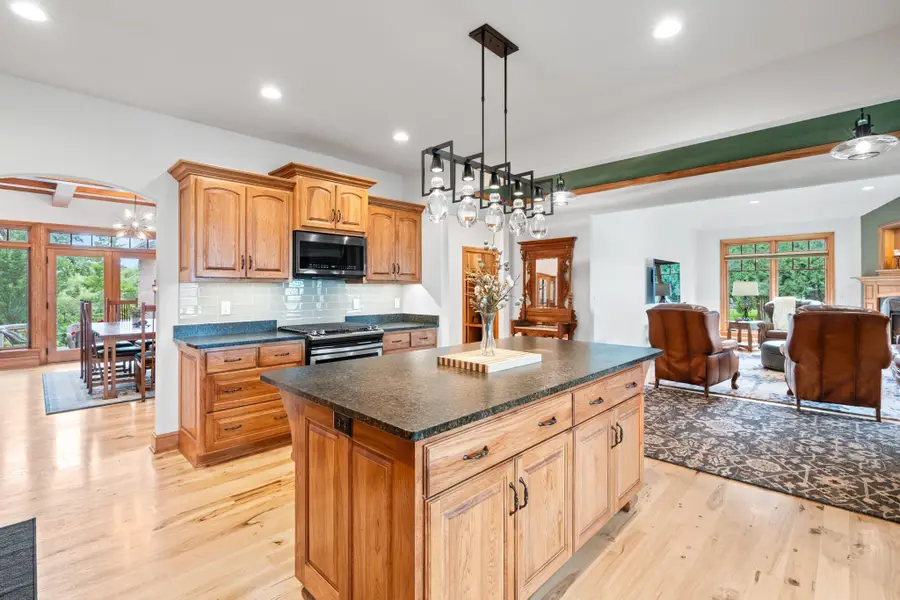 180 Monastery Hill Dr, Lac La Belle, WI 53066 - #3