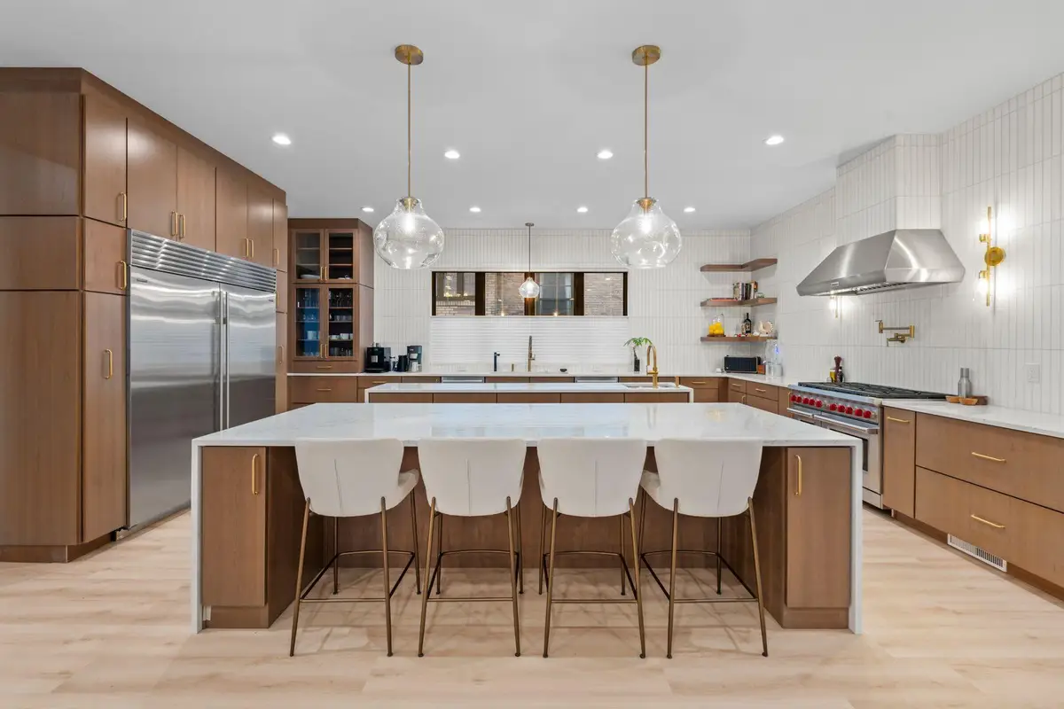 2409 N Terrace Ave, Milwaukee, WI 53202 - #1