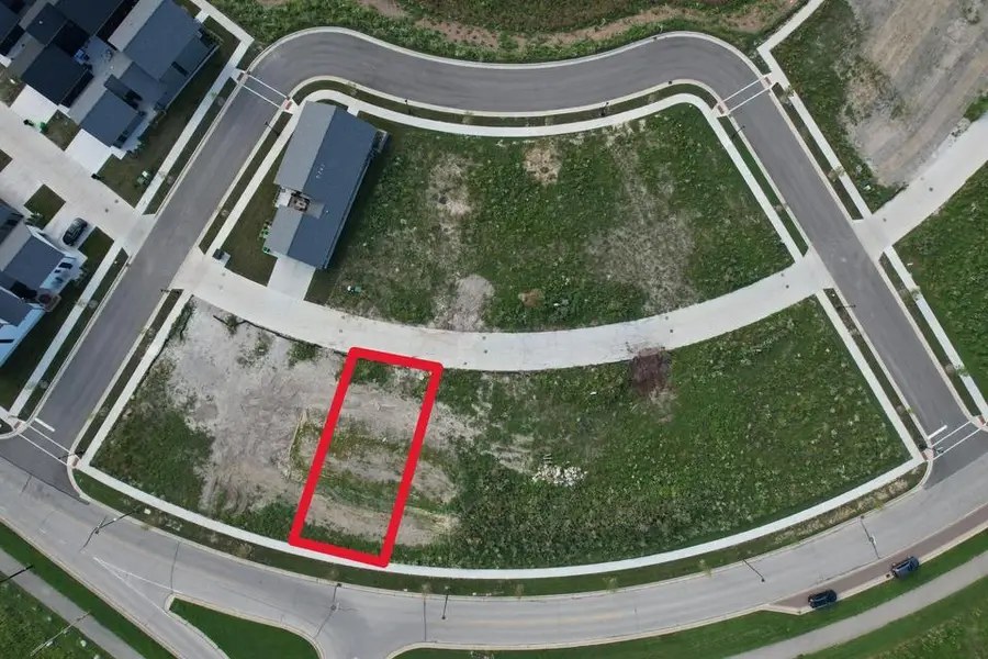 9471 E Lake Vista Pkwy, Oak Creek, WI 53154 - #2