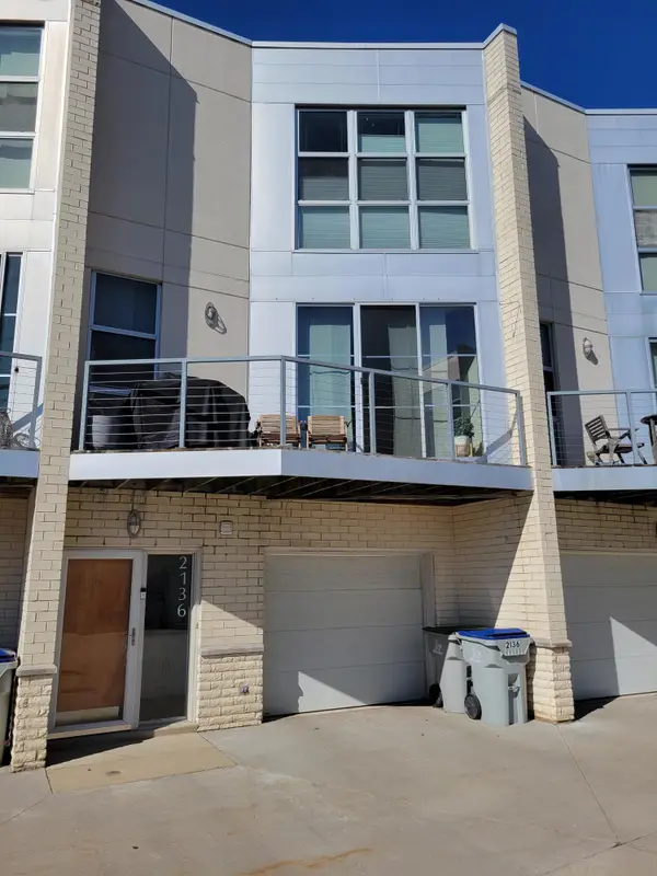 2136 N Commerce St, Milwaukee, WI 53212