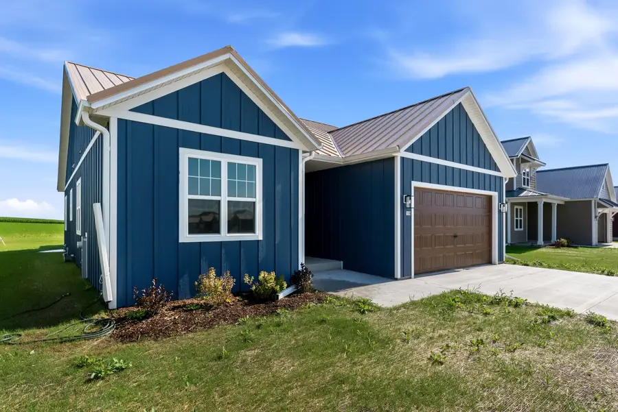 126 Luxembourg Brotherhood Blvd, Belgium, WI 53004 - #2