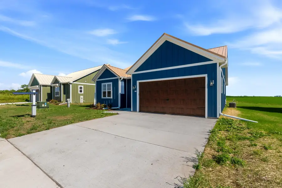 126 Luxembourg Brotherhood Blvd, Belgium, WI 53004 - #3