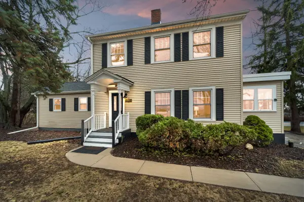 14829 Washington Ave, Union Grove, WI 53182